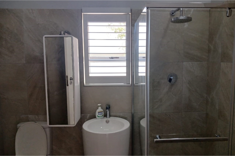 4 Bedroom Property for Sale in Noordhaven Western Cape